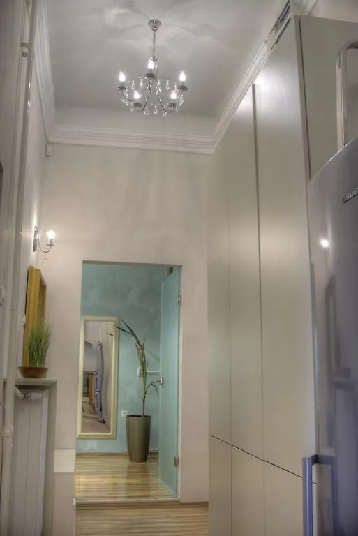 V1 Apartment | Hostaid Budapest