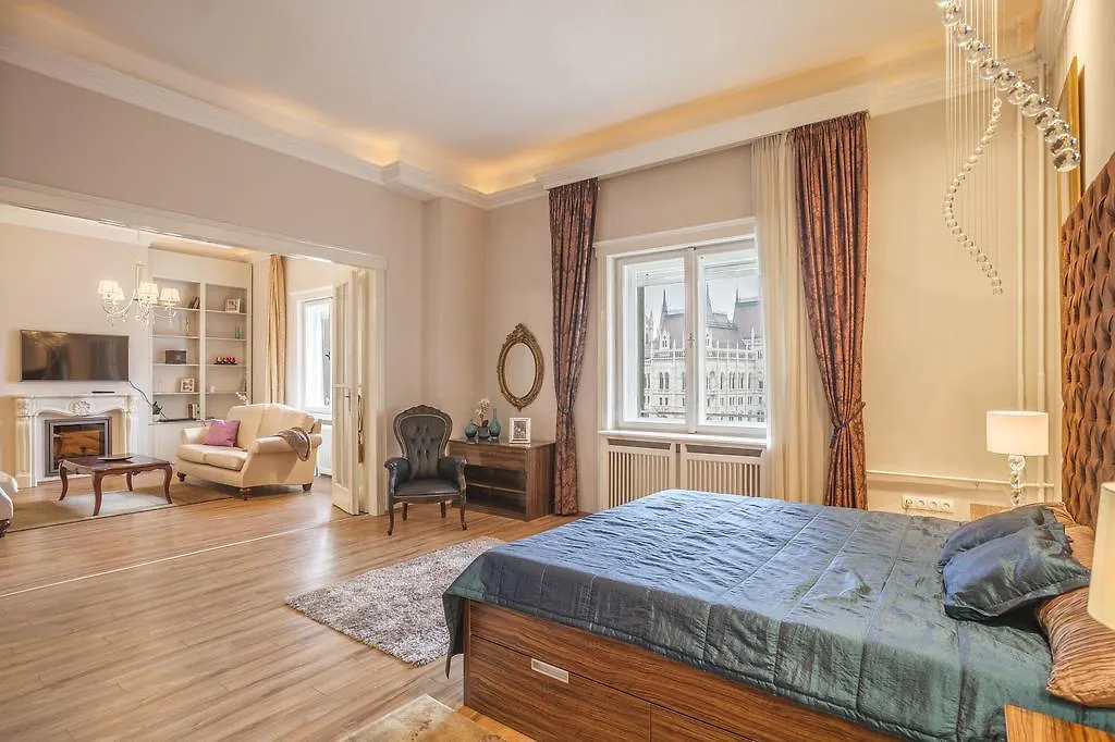 V1 Apartment | Hostaid Budapest Hungary