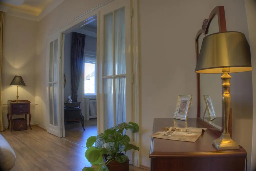 V1 Apartment | Hostaid Budapest 0*,  Hungary
