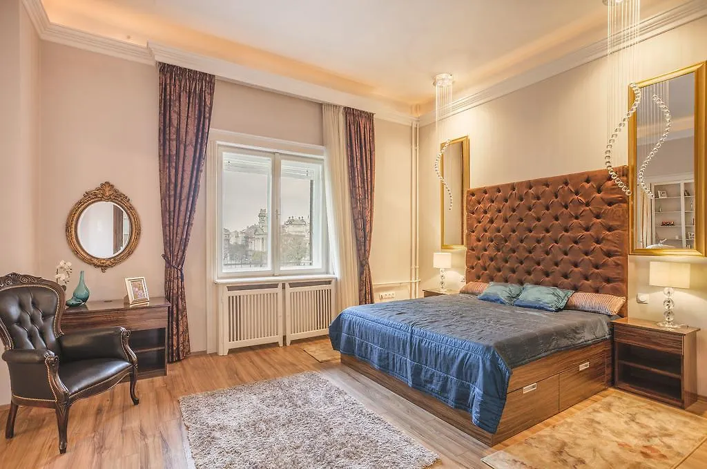 V1 Apartment | Hostaid Budapest Hungary